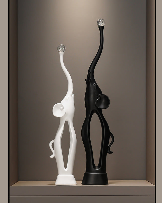 Cute Wall Niche Decoration For Couples Figurines